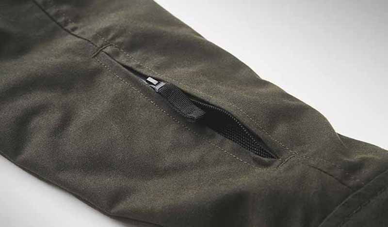 Ventilation on Bunker jacket sleeves.