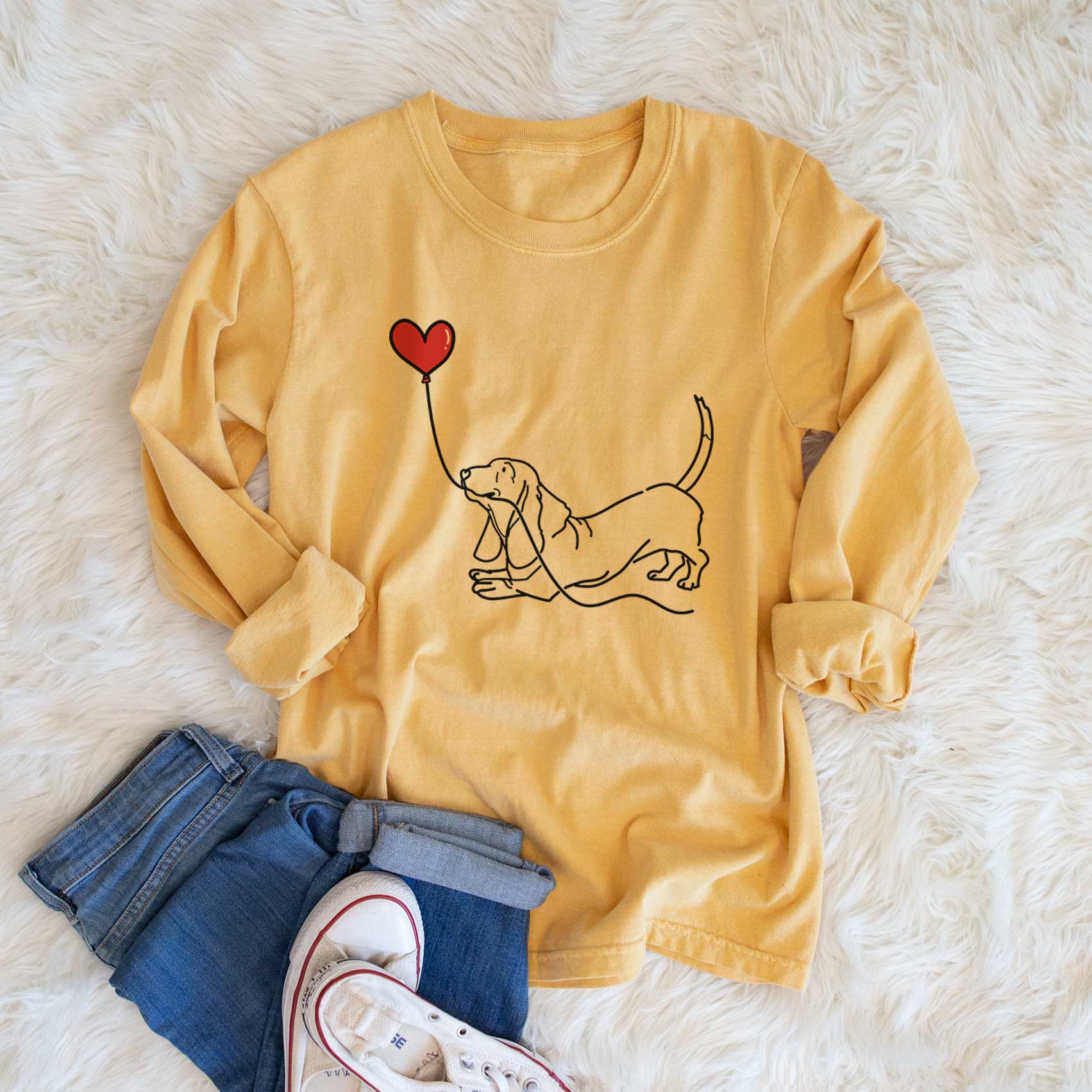 Basset Hound heart string shirt