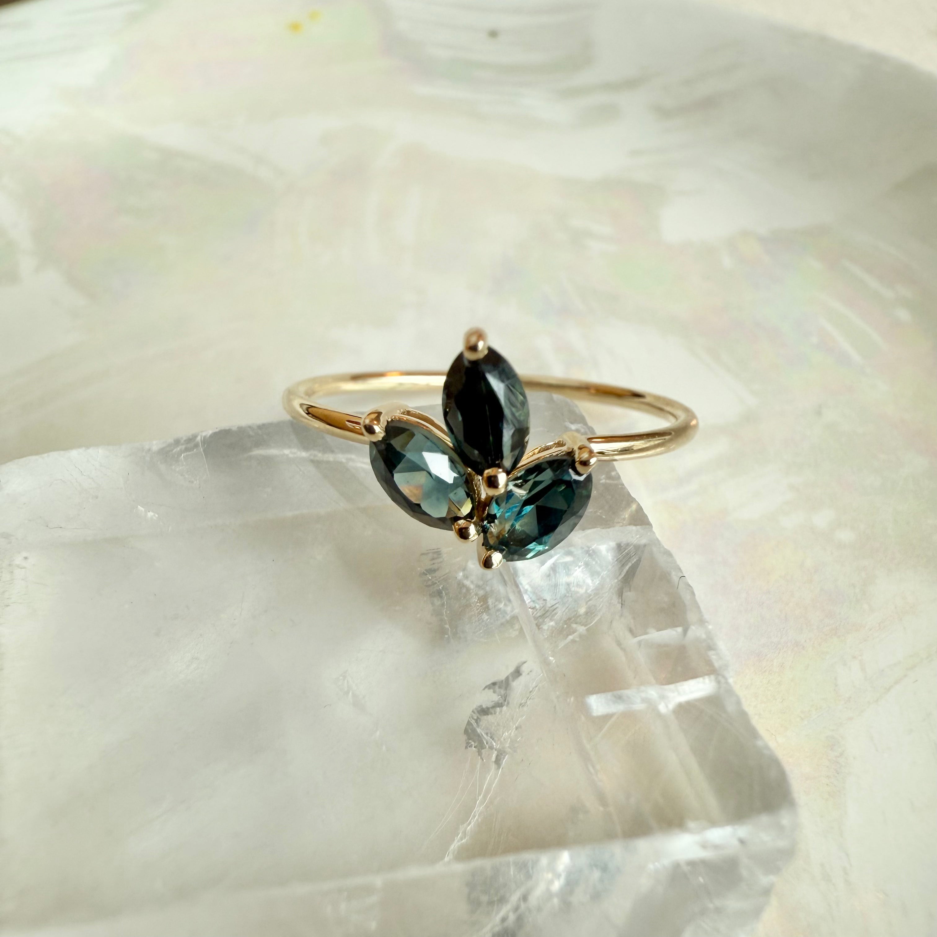 Light Ray, Sapphire Ring