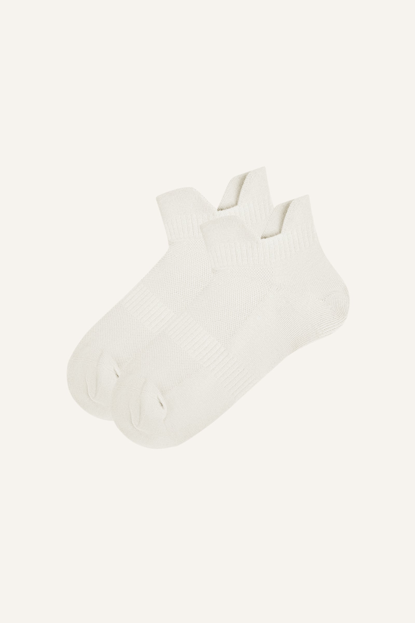 

White Breathable Cotton Ankle Tab Socks
