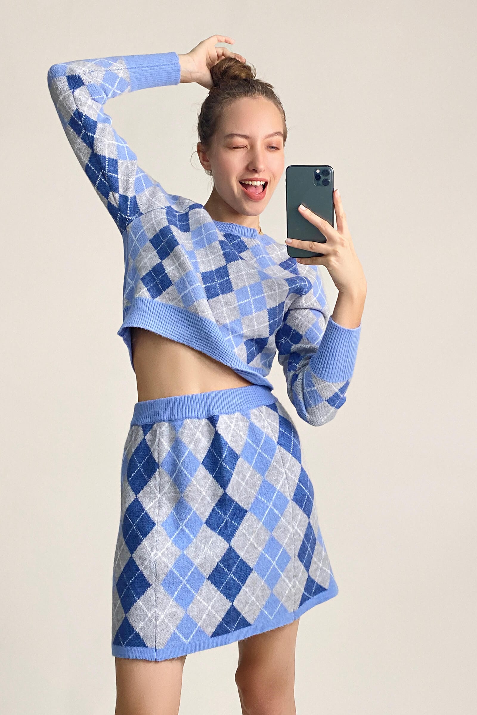 

Light Sky Blue Diamond-Check Cropped Sweater & Mini Skirt Two-Piece Set