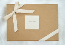 Load image into Gallery viewer, Linen Hand Towel and Soap Gift Box