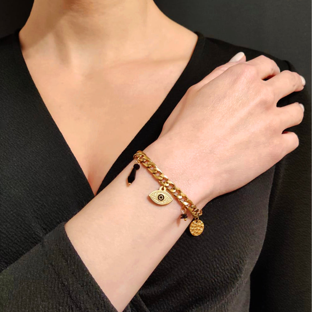 Bracelet fil rouge coeur pour femme – Lilloubella Paris