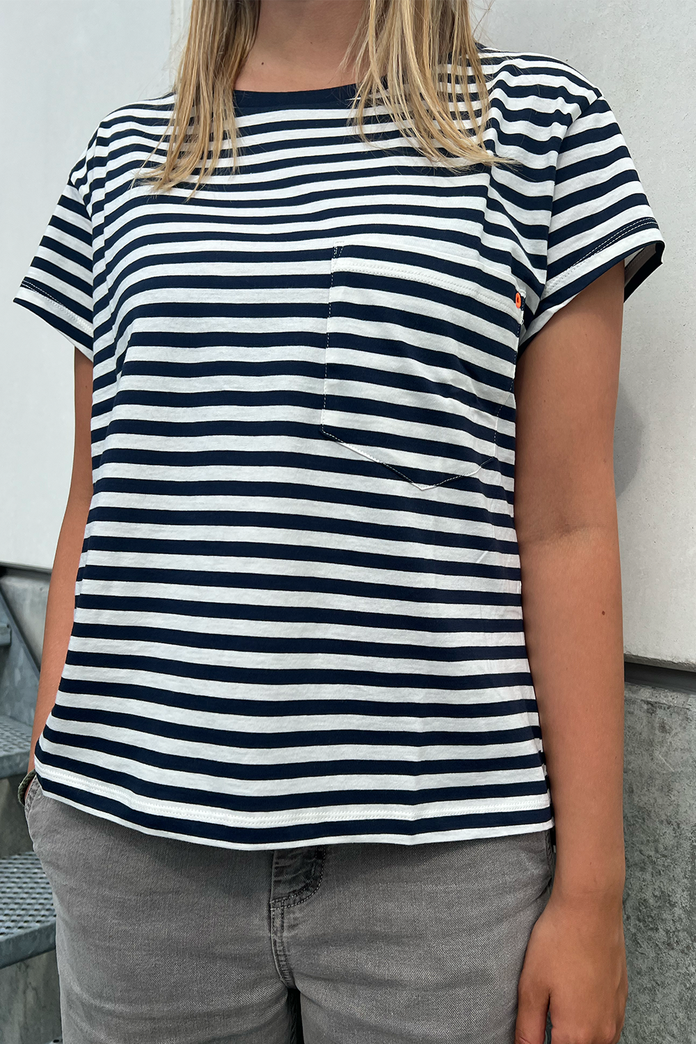 Billede af Organic Jersey Stripe Torva Tee - Sky Captain/Snow White - Mads Nørgaard - Stribet S