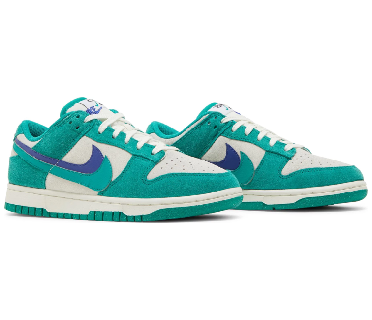 Women’s Nike Dunk Low SE (Neptune Green)