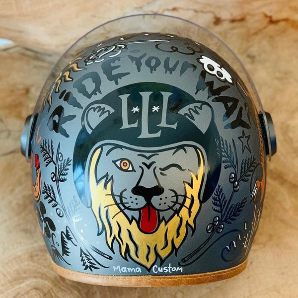 mama custom Helmet lion