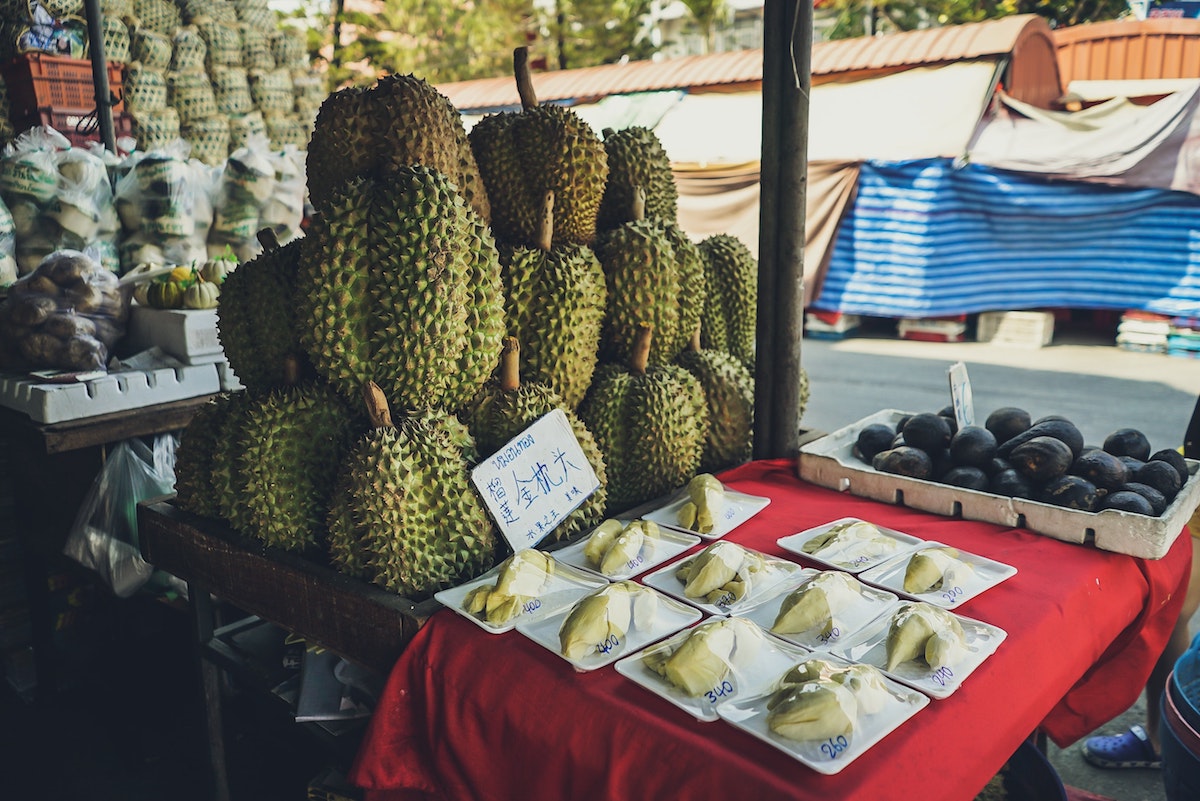 durian-at-market