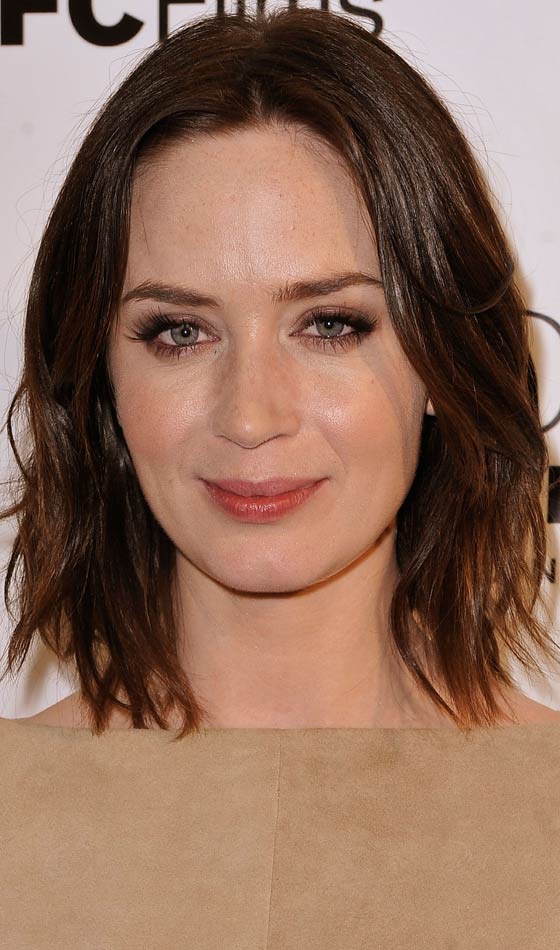 5 Best Hairstyles for Long Faces - Haircuts for Oval Faces | Marie Claire