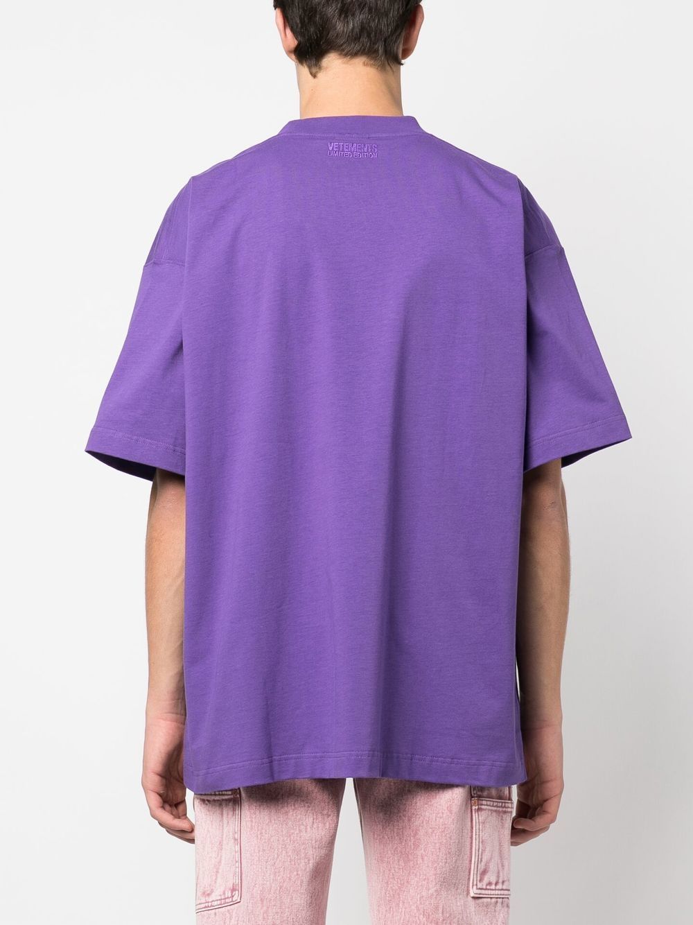 VETEMENTS Unisex Sweet Logo T-Shirt – Atelier New York