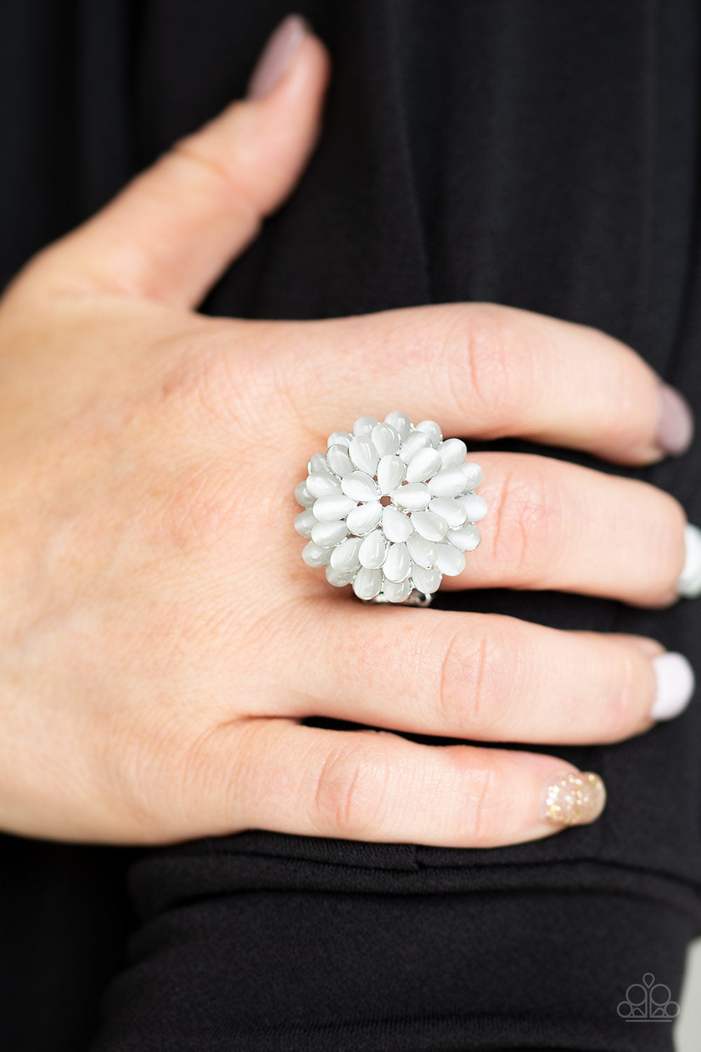 Paparazzi Bloomin Bloomer White Cat S Eye Moonstones Ring