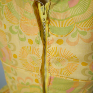 PASTEL ORANGE 50s 60s FLORAL DRESS WISH GATHERED SHELF BUST AND FULL SKIRT - XS