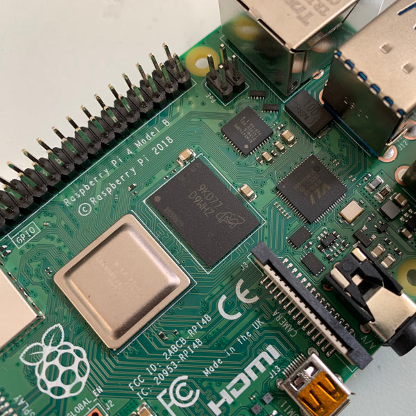 Raspberry Pi 4 (2GB)