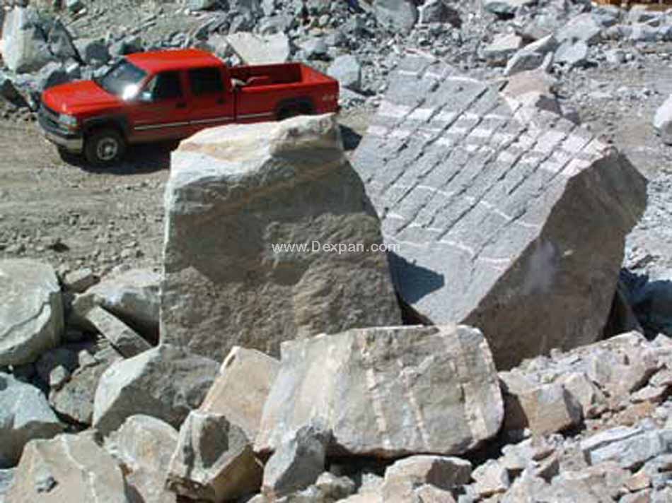 Quarrying Granite Rock, Dimension Stone Quarry | Dexpan Project Q003