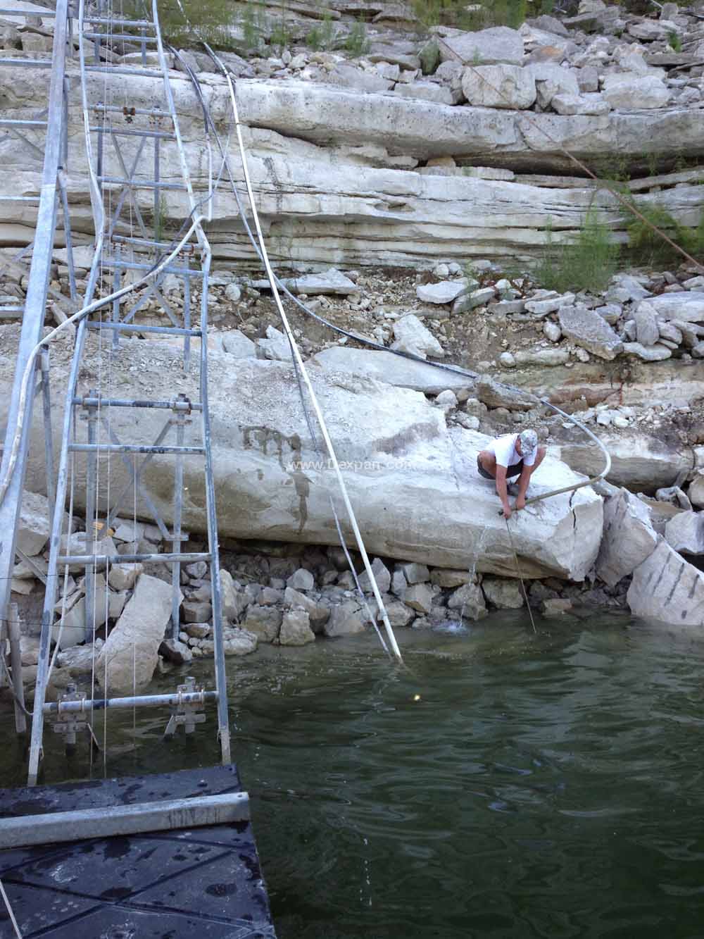 Dexpan Non-Explosive Rock Breaking in water reservoir, no harm to the environment