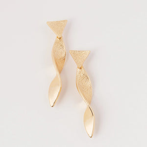 Kali Gold Metal Twisted Ribbon Dangle Earrings - Davis Street Mercantile