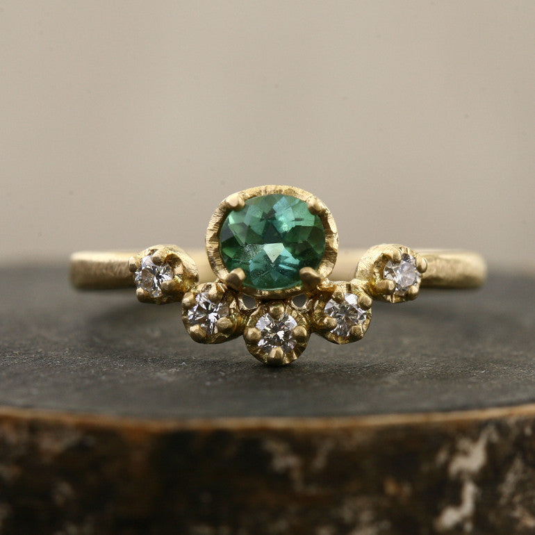 Muguet ring / Green tourmaline – Yasuko Azuma Jewelry
