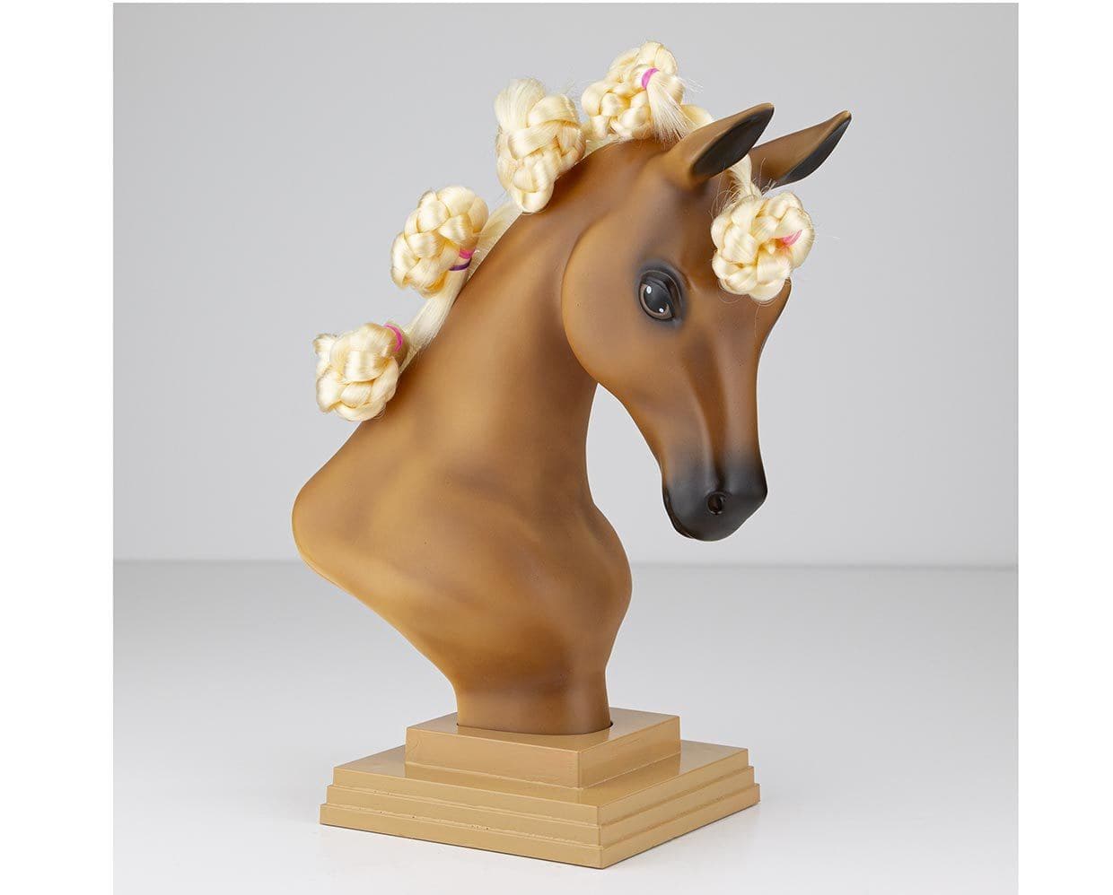 horse styling head