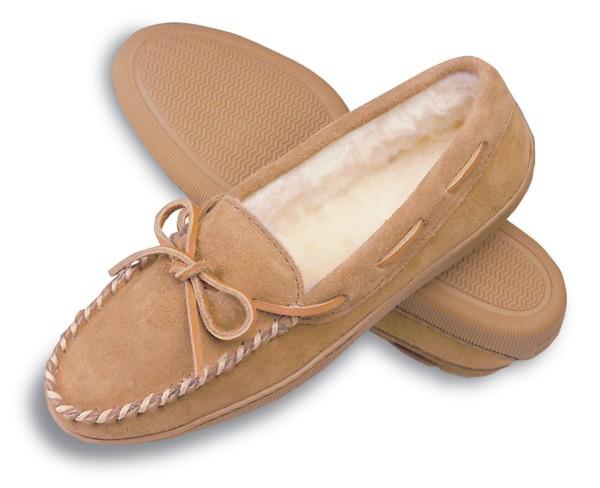 minnetonka pile lined hardsole women's