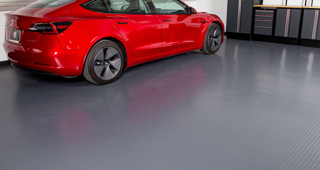 Full garage with Slate Grey Diamond Tread