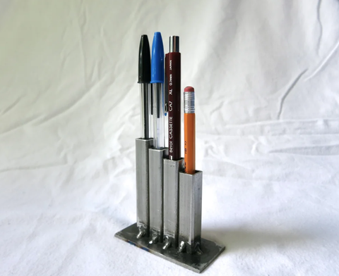 welded-metal-pencil-holder