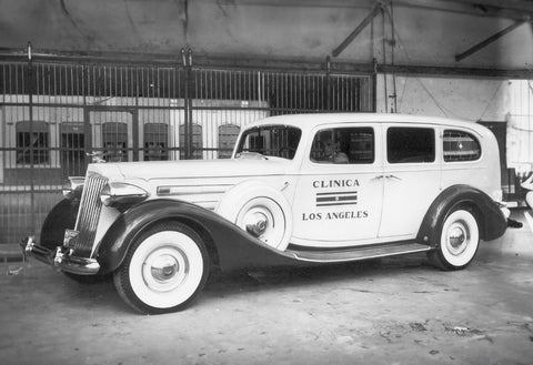 Packard 1508 twelve touring sedan de 1937, prestaba servicio en la Clínica Los Ángeles.