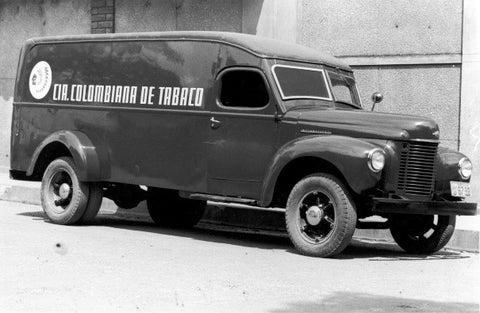 Camión International modelo 1945 k-1, de Coltabaco.