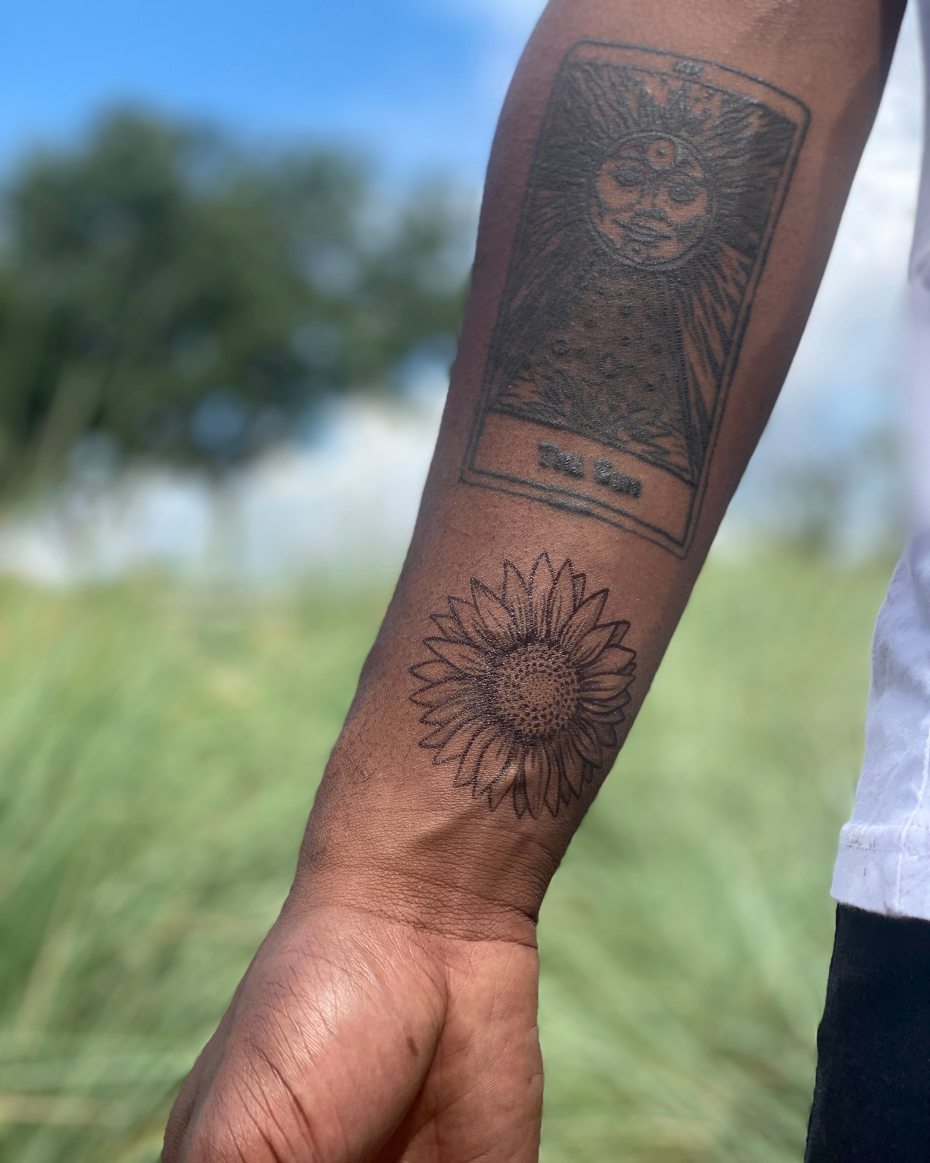 Buy PP TATTOO 1 Sheet Feather and Sunflower Fashionable Henna Temporary  Tattoos Make up Neck Shoulder Upper arm Thigh Waterproof Stickers for Men  Women Sexy Body Art Online at desertcartINDIA