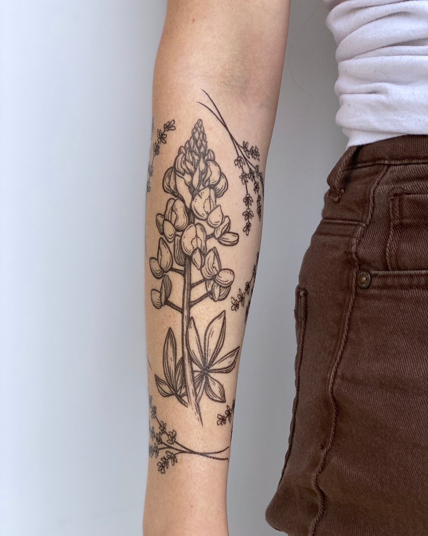 Wild flowers tattoo by Amanda Piejak  Photo 17412