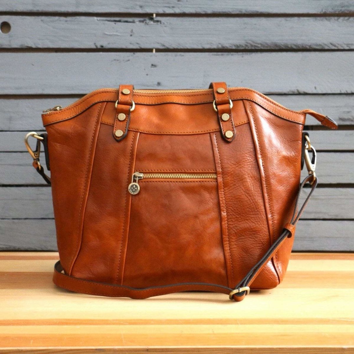 Download Women's Large Light Brown Italian Leather Handbag- Vintage ...