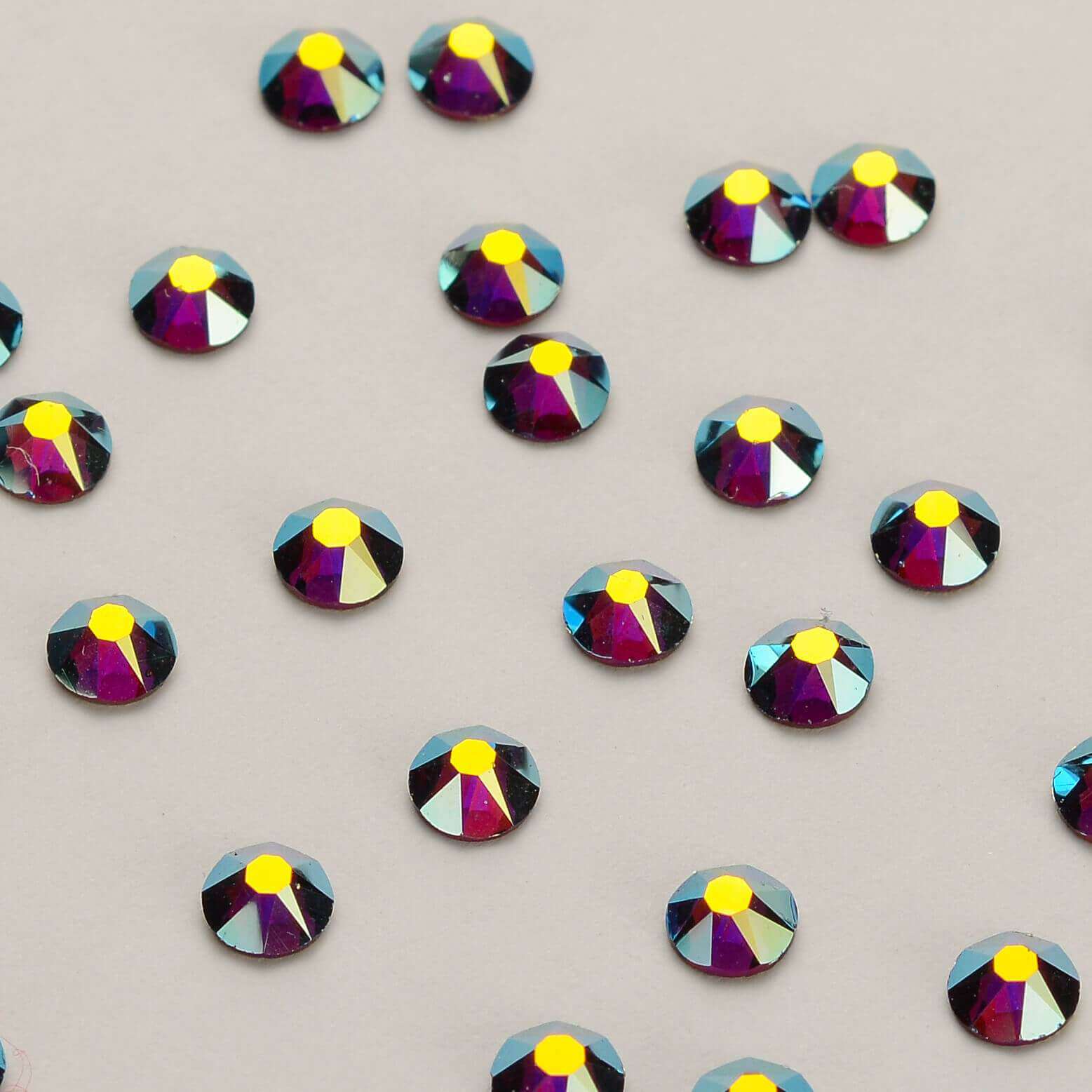 Crystal Glass Flatback Glue-On Rhinestones 16 Cut Facets