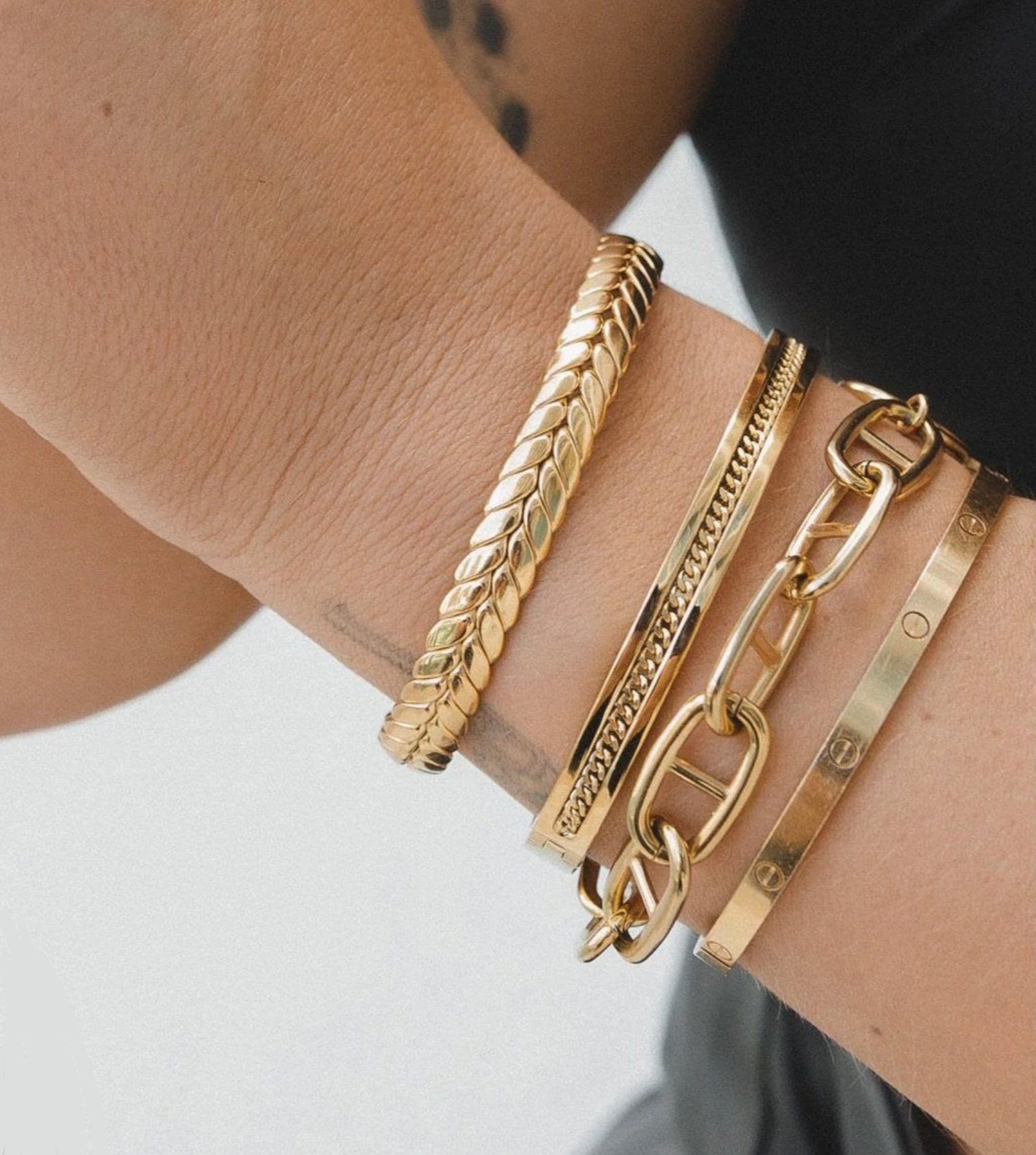 Artizan Joyeria Balance Bracelet Stack – DetailsDirect