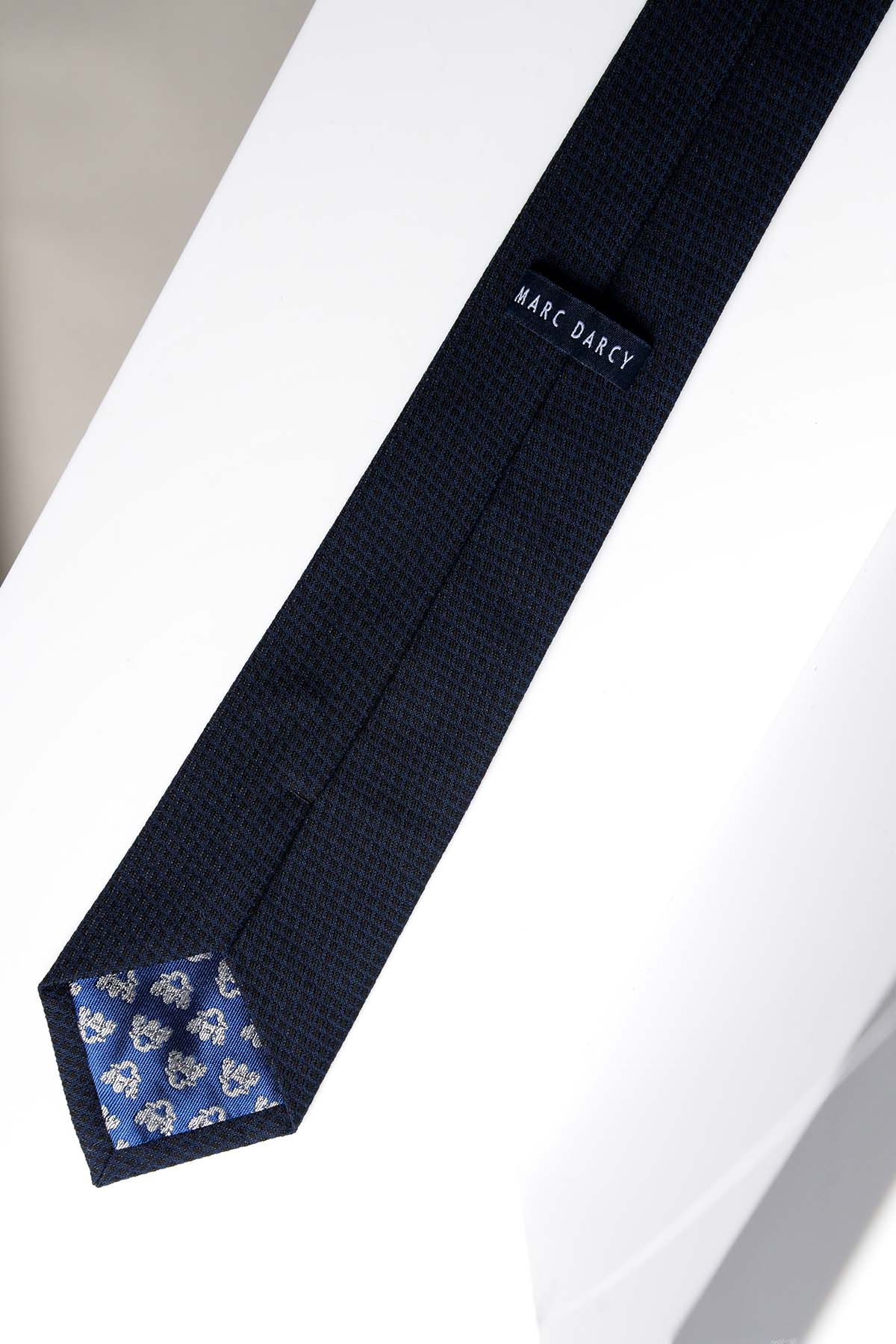 MAX - Navy Diamond Print Tie