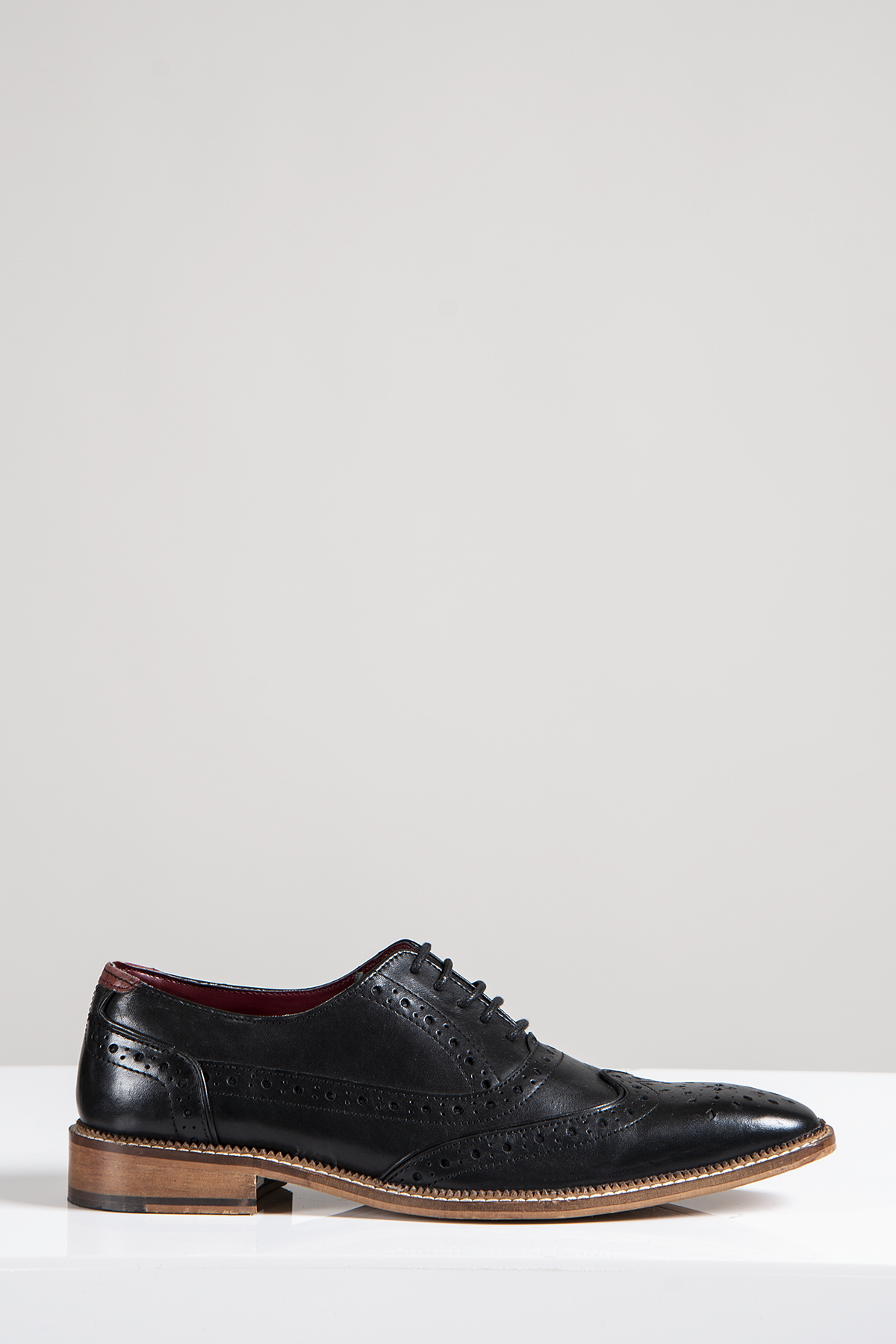 LARKIN - Black Leather Brogue Shoe