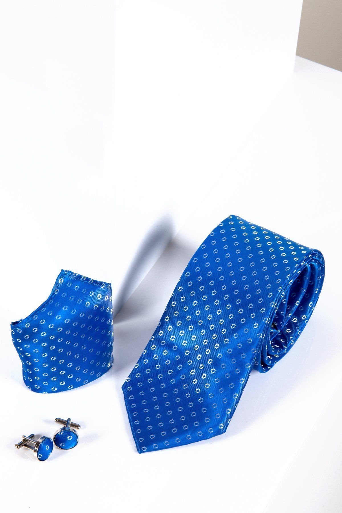 TS TUBES - Blue Spot Tie and Pocket Square Set