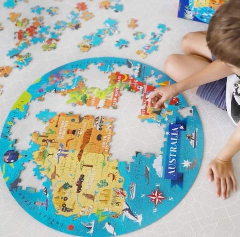 use a playmat to do puzzles on