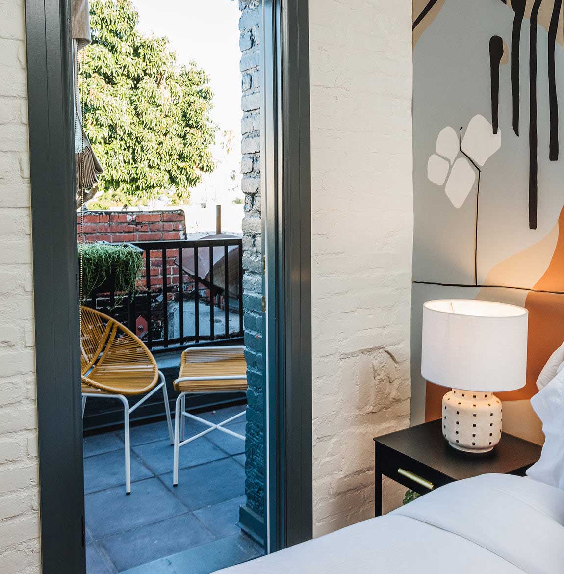 A Pitch-Perfect Stay at LA's Gold-Diggers Hotel - Fifty Grande
