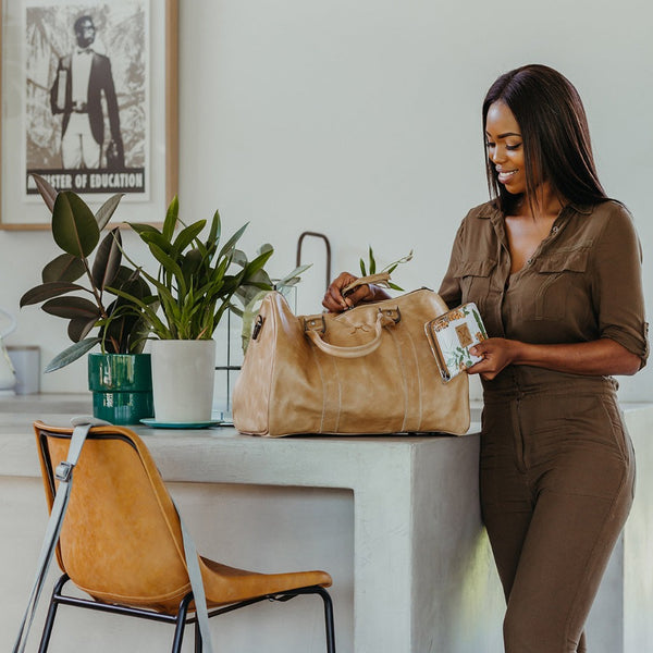 Medium Traveller Bag Leather