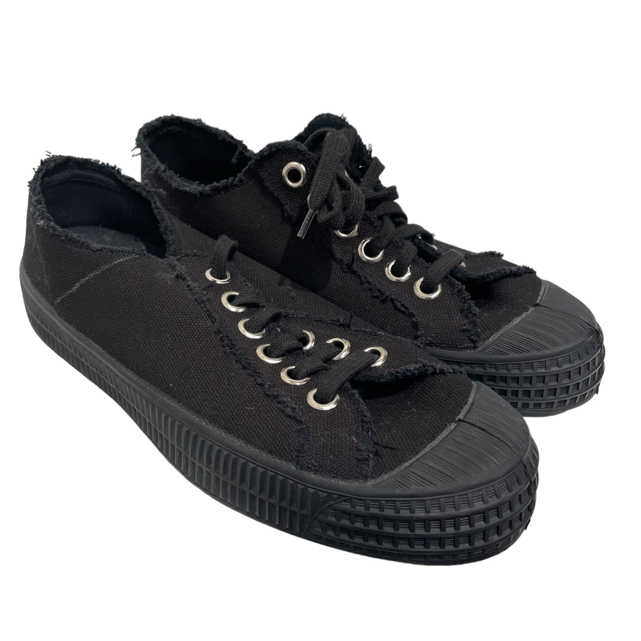 image of BLACK COMME des GARCONS/Low-Sneakers/EU 41/BLK/NOVESTA