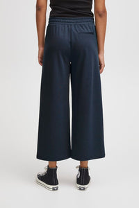 hinanden Lad os gøre det Turbine ICHI Kate Wide Legged Jersey Cropped Trousers - Total Eclipse – Jackeroo  Boutique