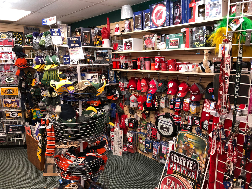 Universal City, United States. 02nd Nov, 2020. NCAA college and NFL football  helmets on display at Lids Locker Room store at Universal CityWalk, Monday,  Nov. 2, 2020, in Universal City, Calif. Photo