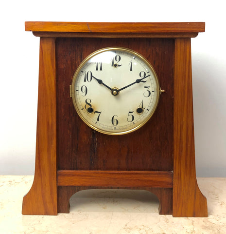 Antique U.S.A. Battery Mantel Clock | eXibit collection