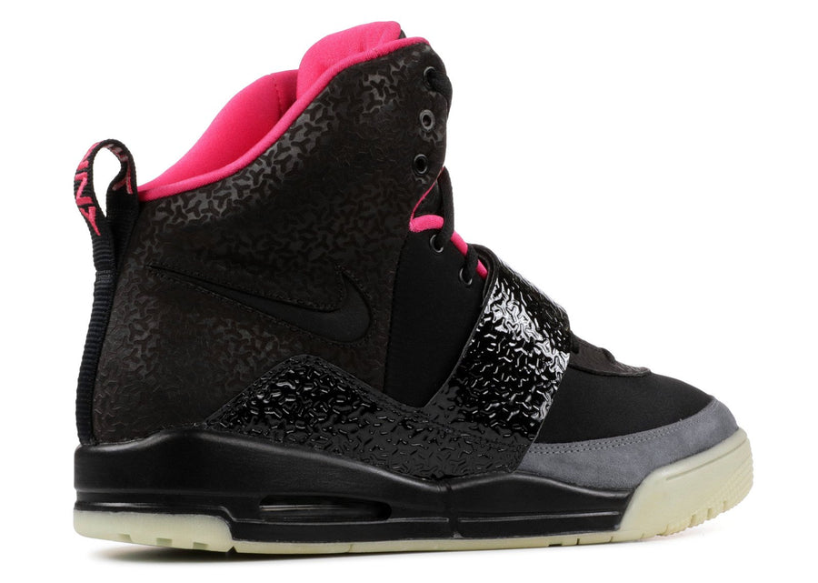 Nike Air Yeezy 1 Blink – OOTN