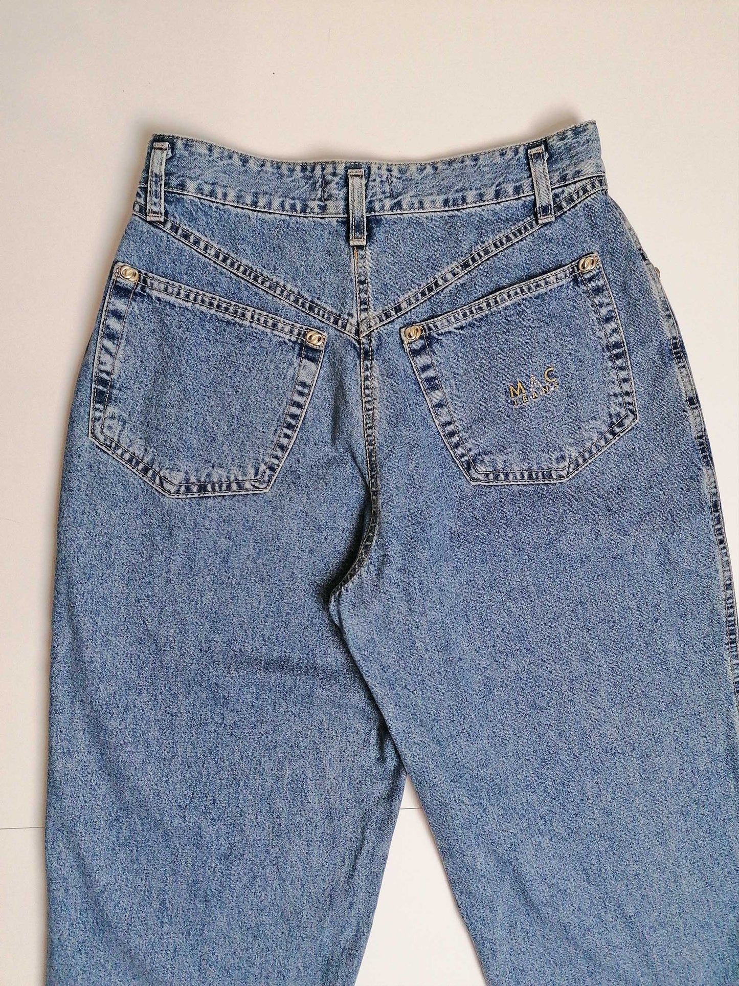 90's MAC High Waist Jeans Tapered Leg - size M-L ( 28" waist)