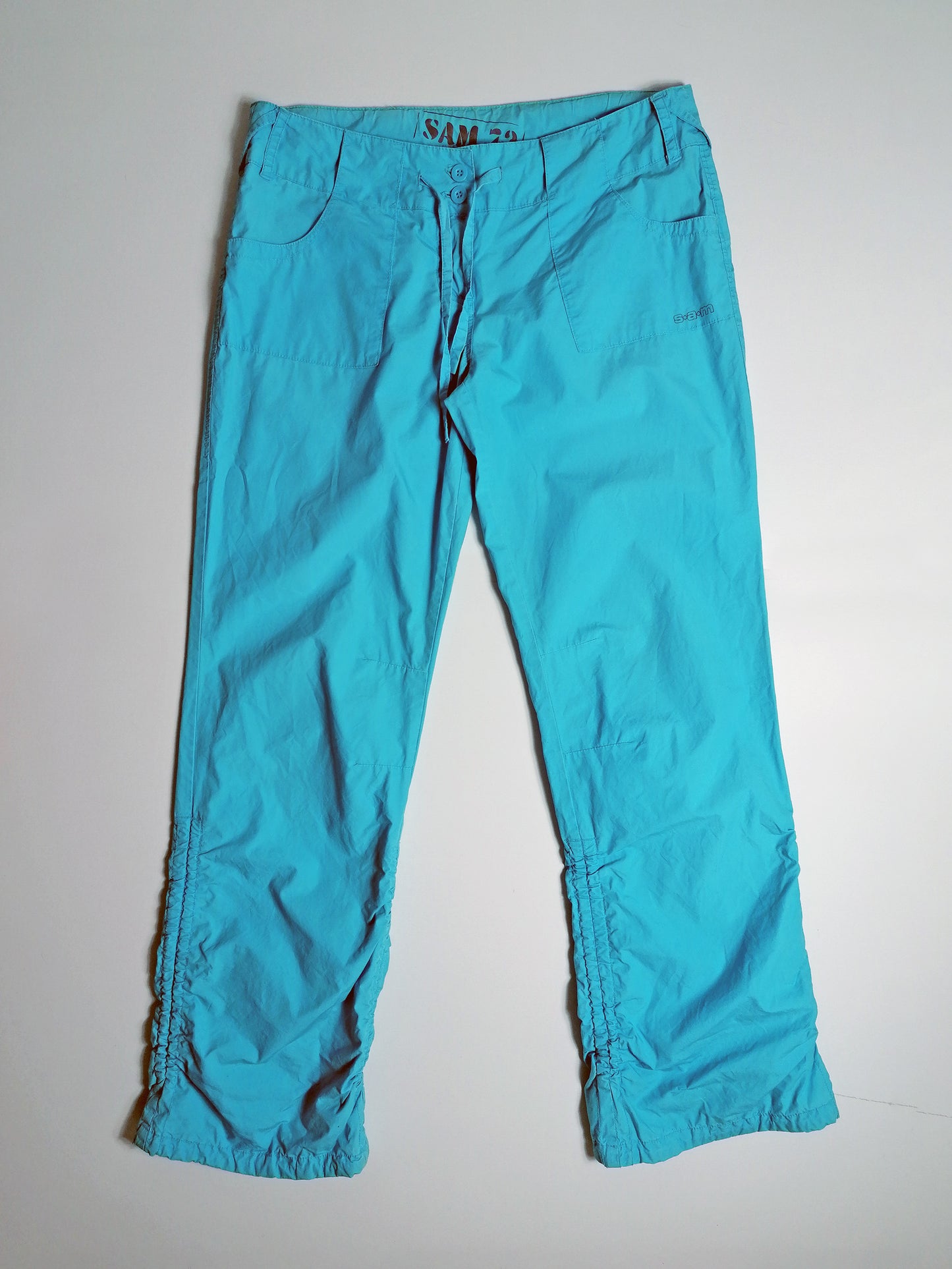 Y2K Soft Shell Low-Waist Blue Cargo Pants - size M-L