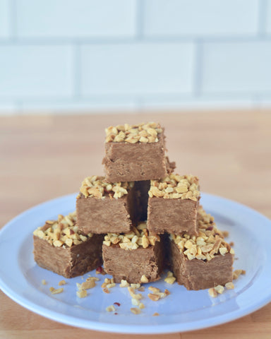 Chocolate peanut butter fudge ingredients. Made with creamy peanut butter. 