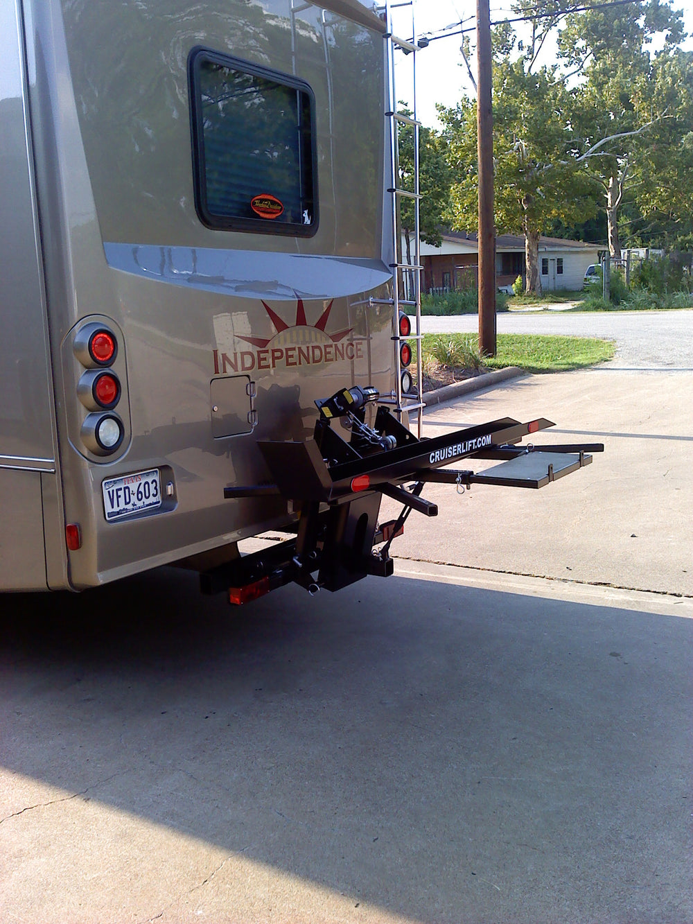 Cruiserlift RV Motorcycle Lift - Class-A Motor Homes – Fastmaster Products