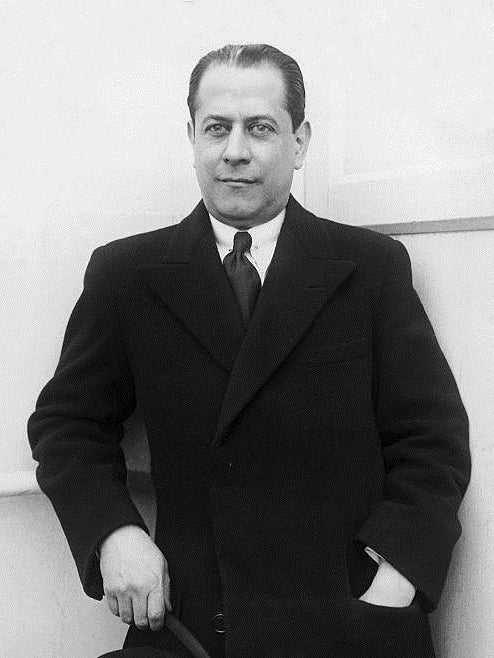 Feliz dia do xadrez! 19/11/2019 - Capablanca x Marshall (1918) 