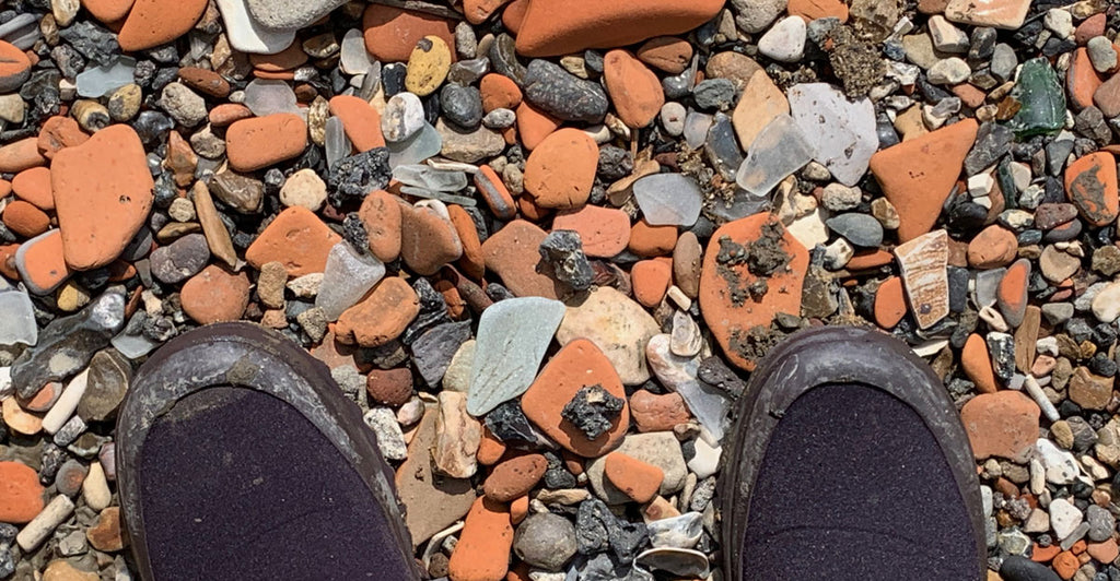 mudlarking on the thames river