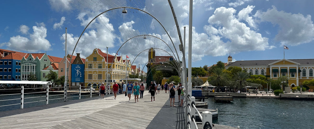 swinging bridge in curacao