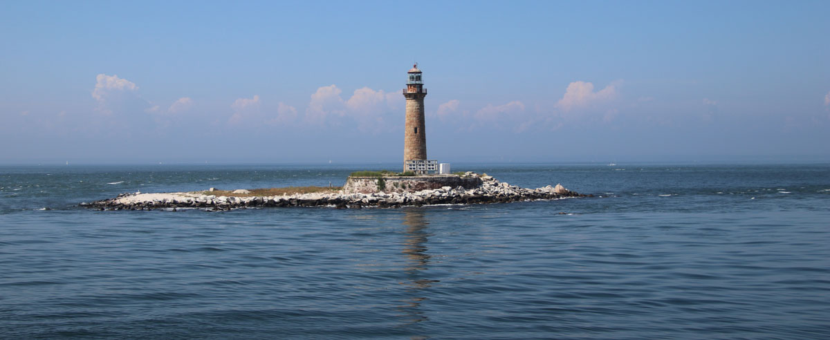 Little Gull Island Lighthouse, New York.